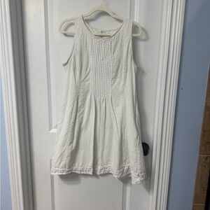 Old Navy White Pleated Top